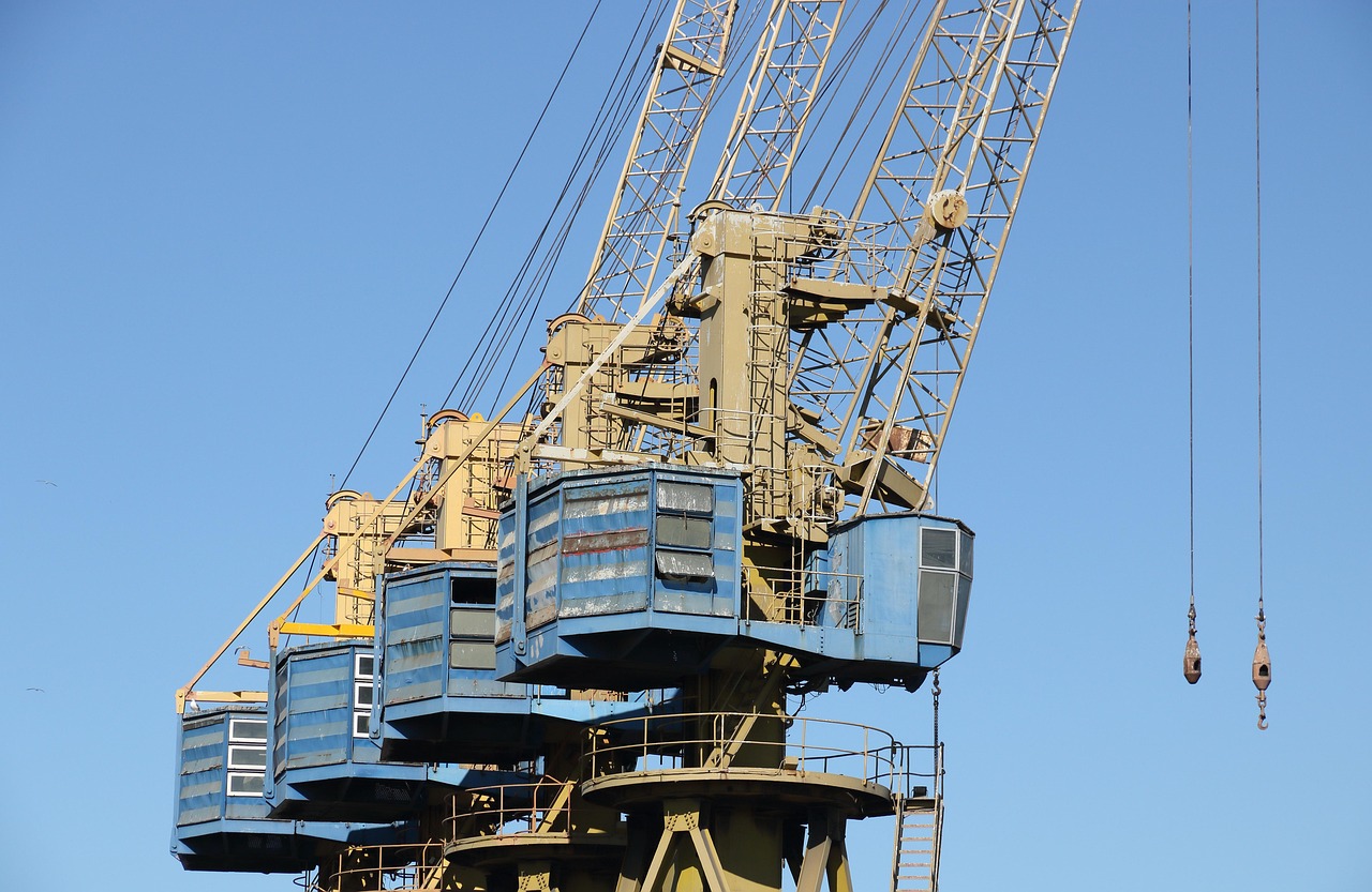 Czujniki zbliżeniowe w automatyce przemysłowej: klucz do zwiększenia efektywności produkcji